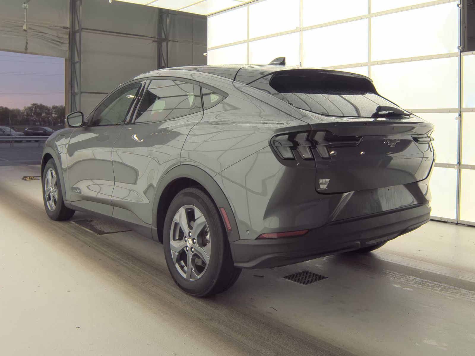 FORD MUSTANG MACH-E - 9