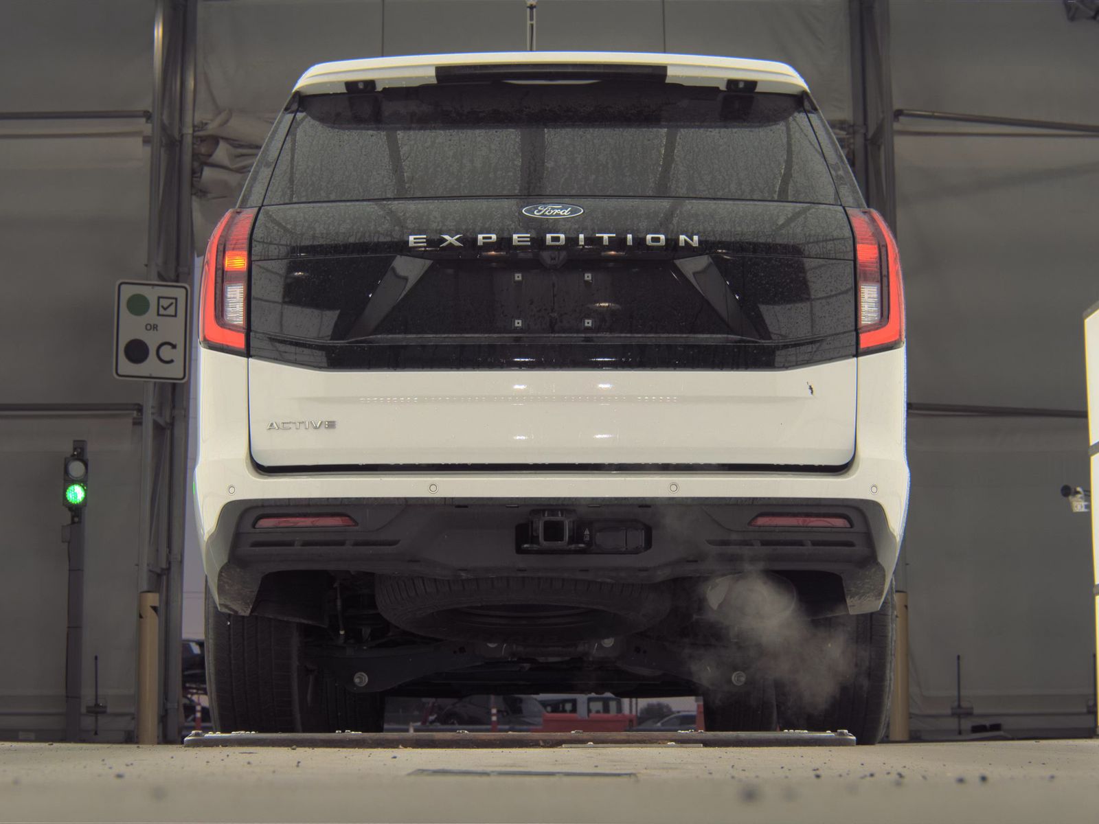 FORD EXPEDITION - 8