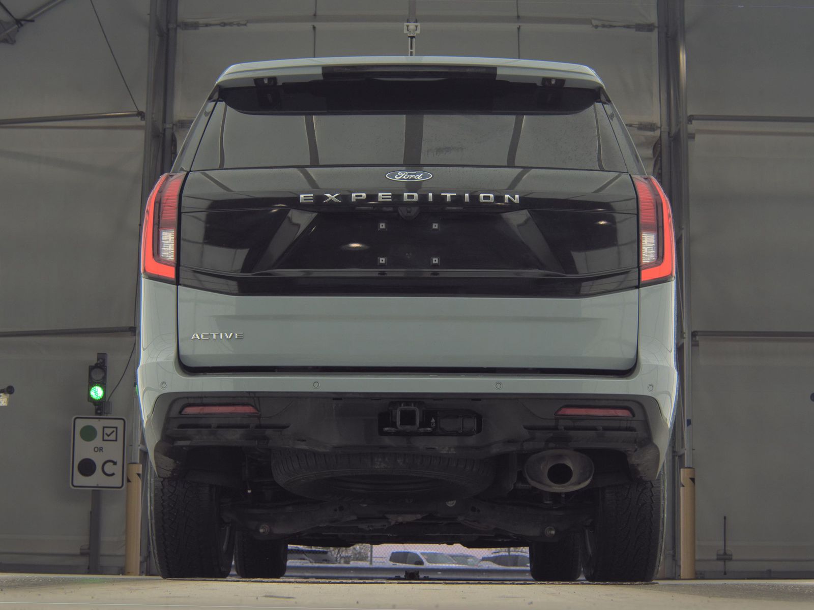 FORD EXPEDITION - 8