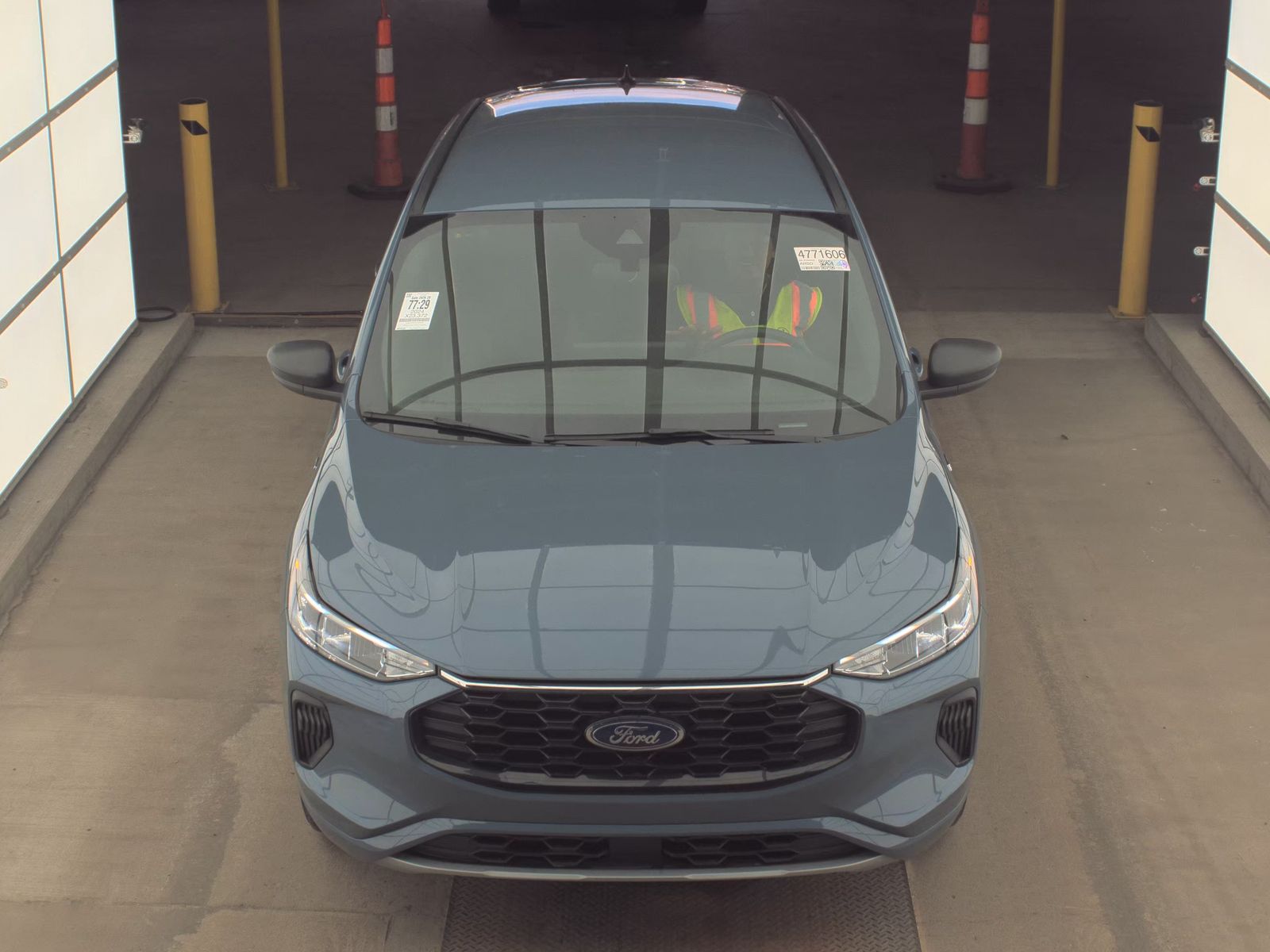 FORD ESCAPE - 3