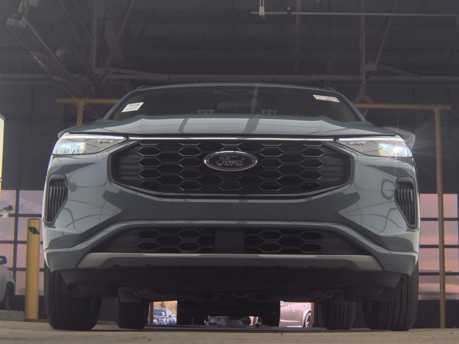 FORD ESCAPE - 4