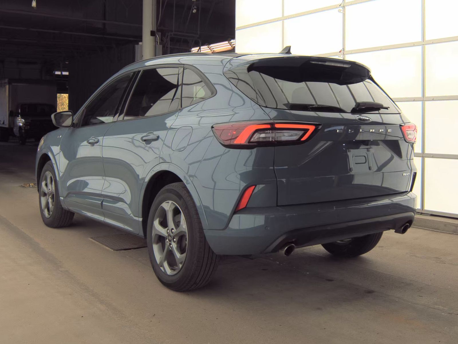 FORD ESCAPE - 9