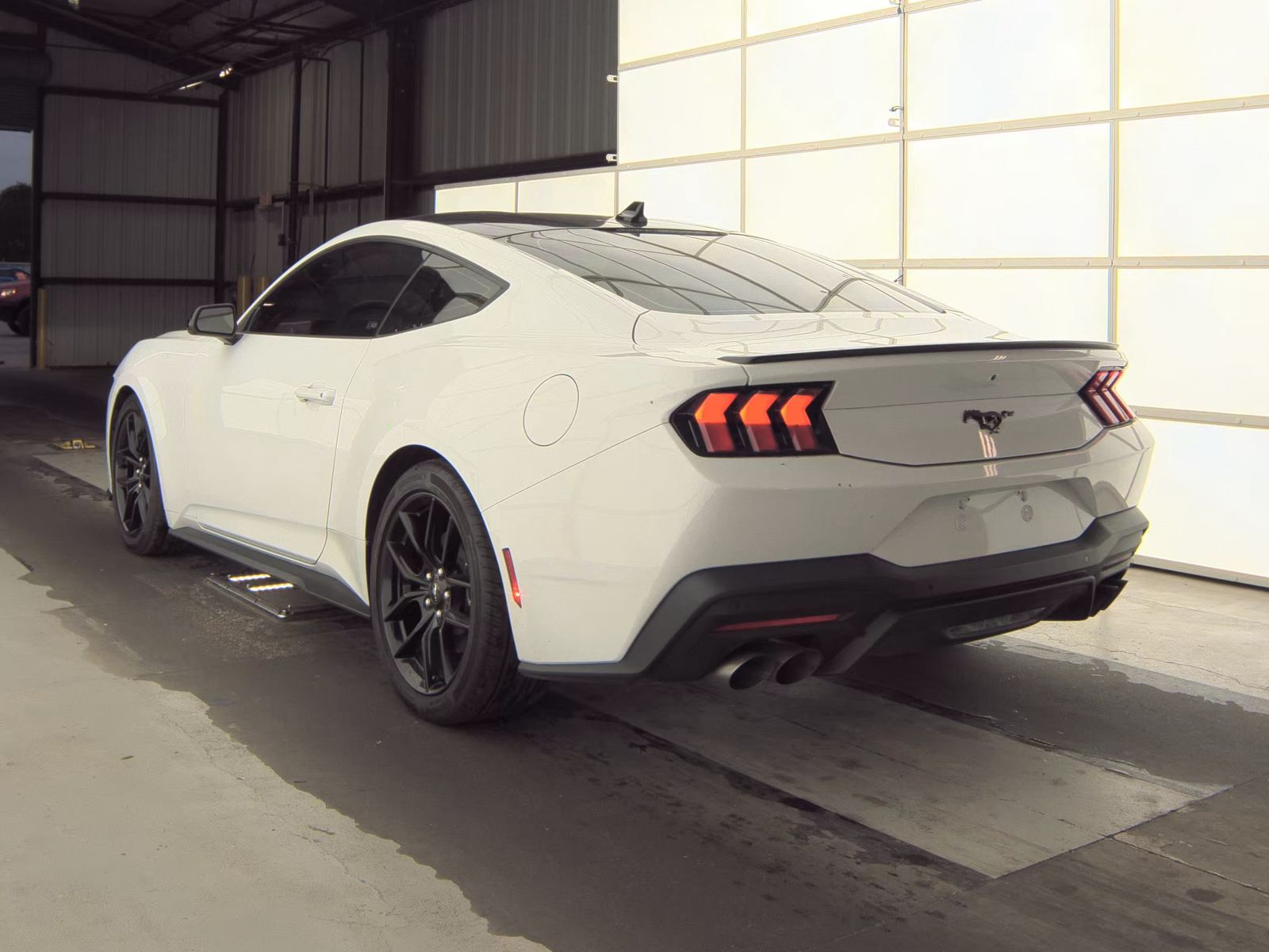 FORD MUSTANG - 9