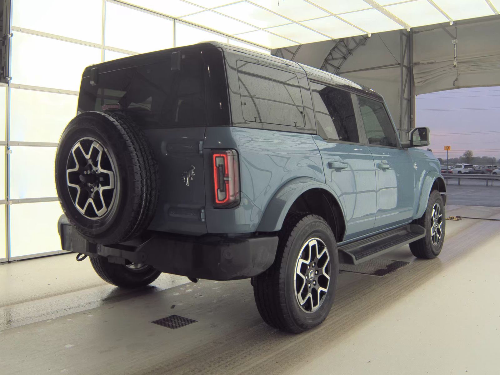 FORD BRONCO - 6