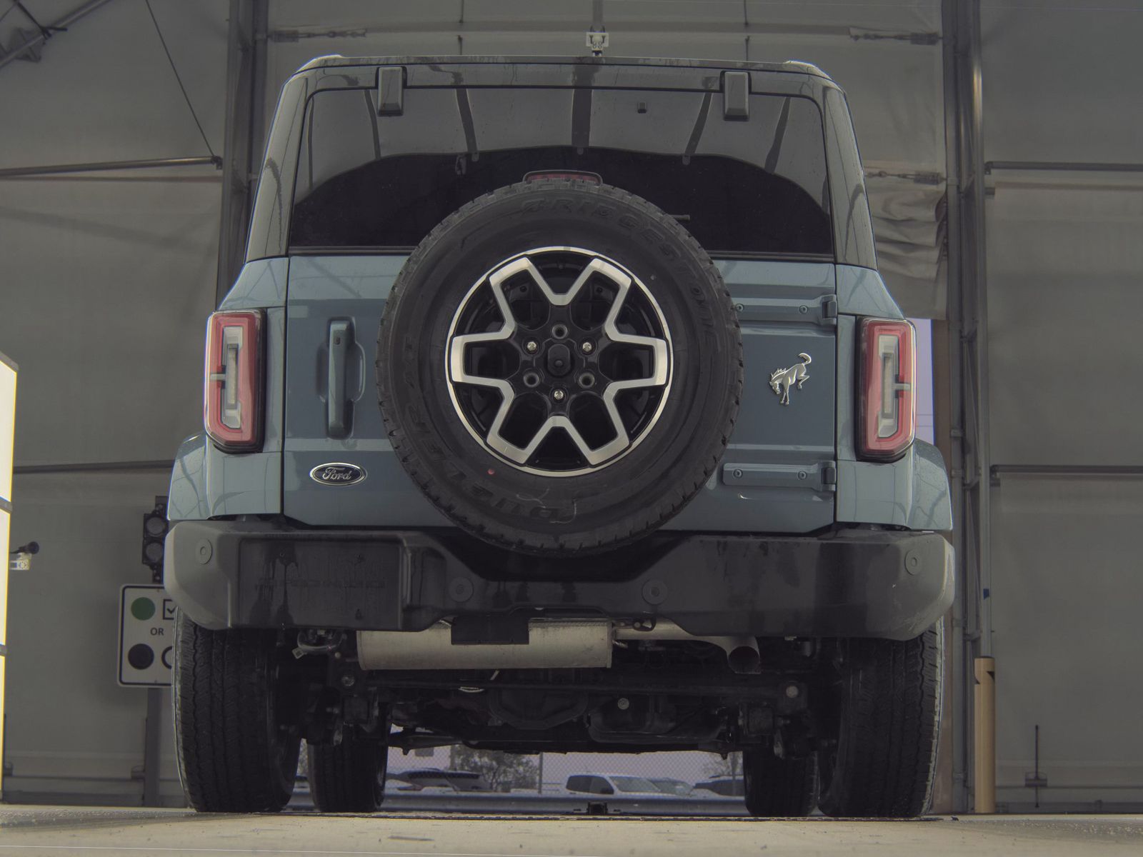 FORD BRONCO - 8