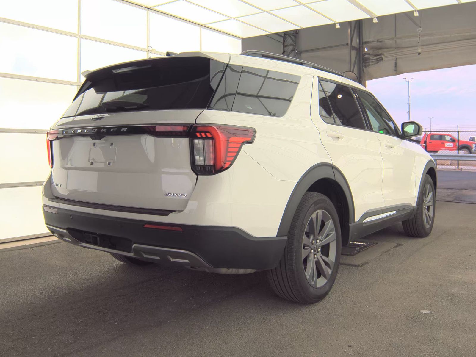 FORD EXPLORER - 6