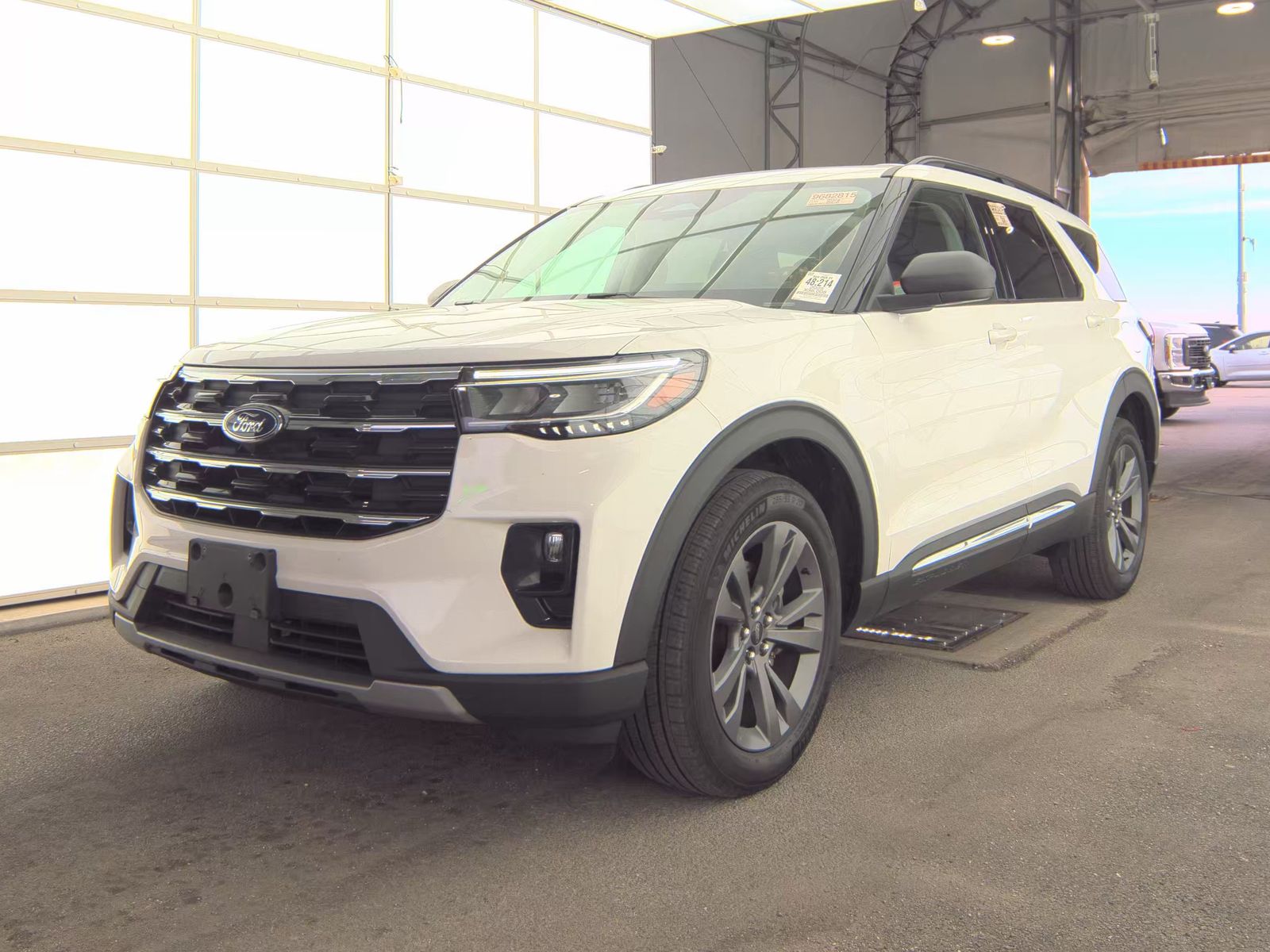 FORD EXPLORER - 1