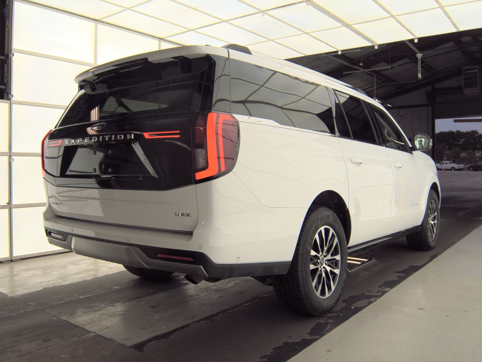 FORD EXPEDITION MAX - 6