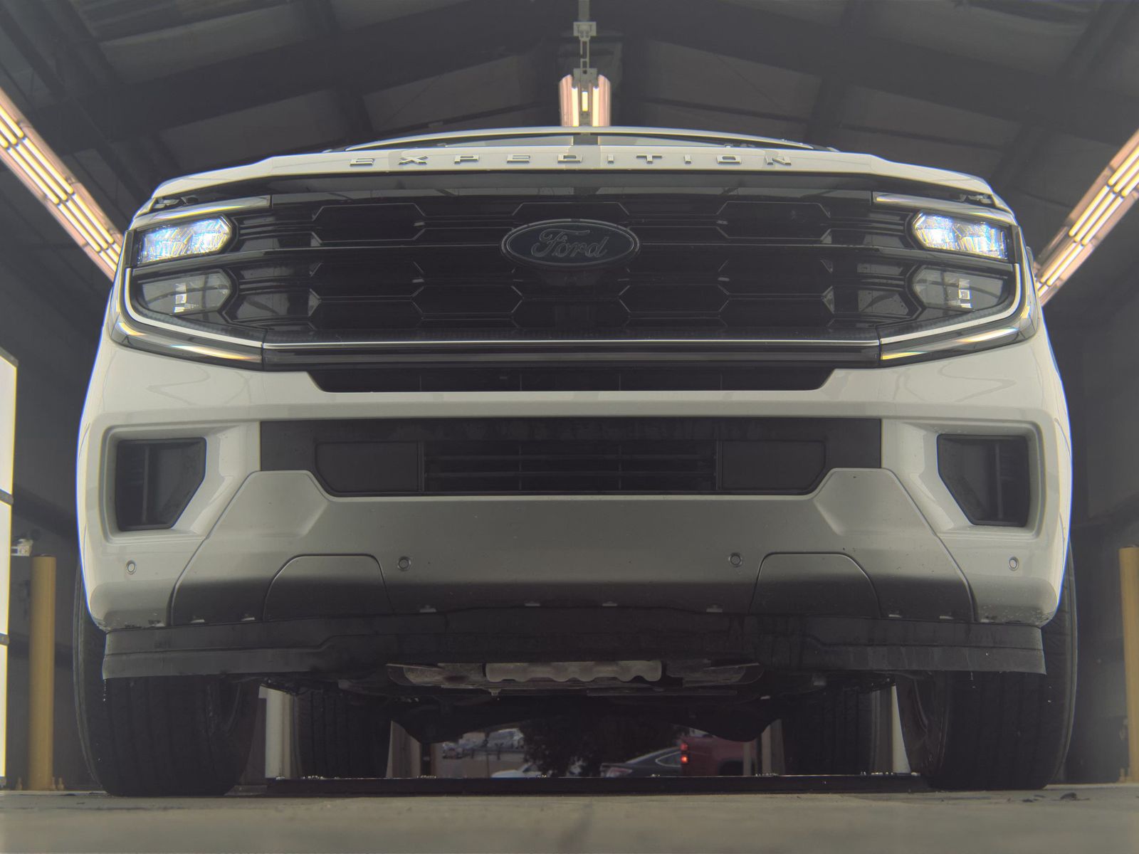 FORD EXPEDITION MAX - 4