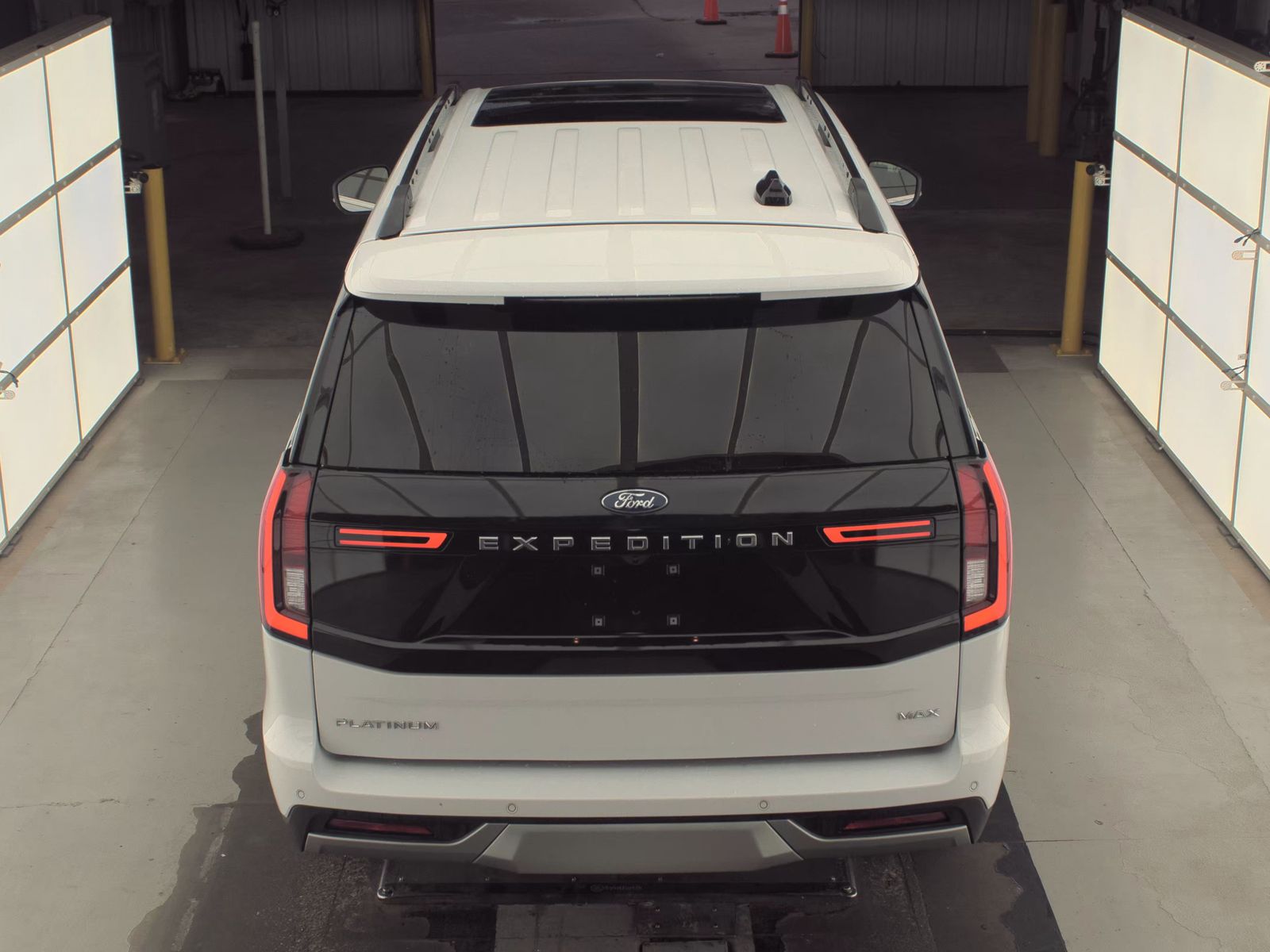 FORD EXPEDITION MAX - 7