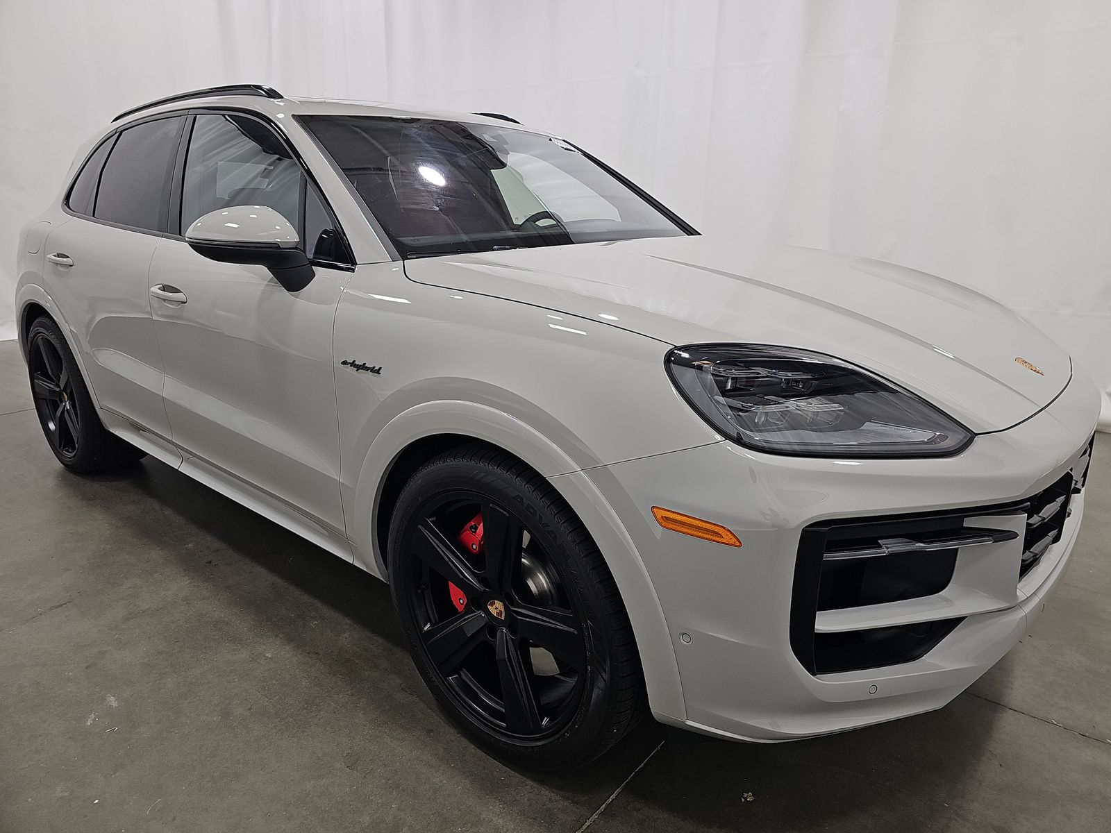 PORSCHE CAYENNE - 4