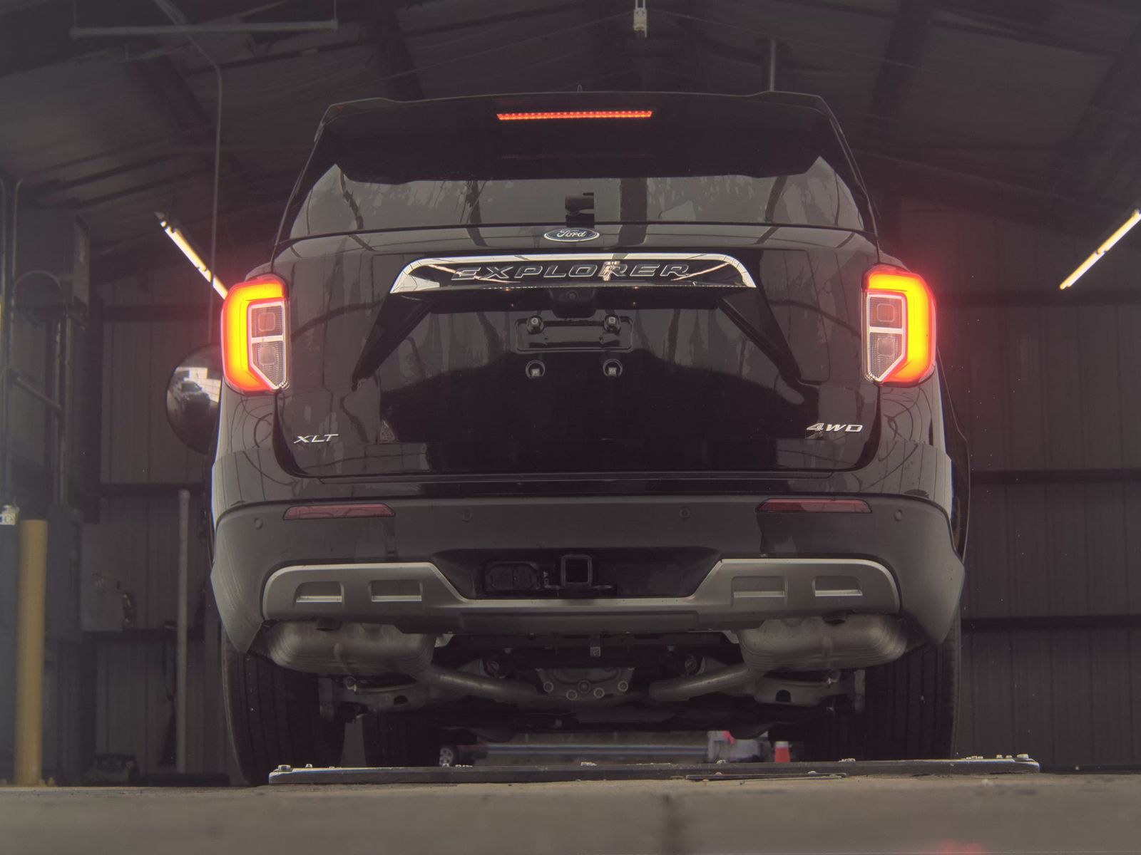 FORD EXPLORER - 8