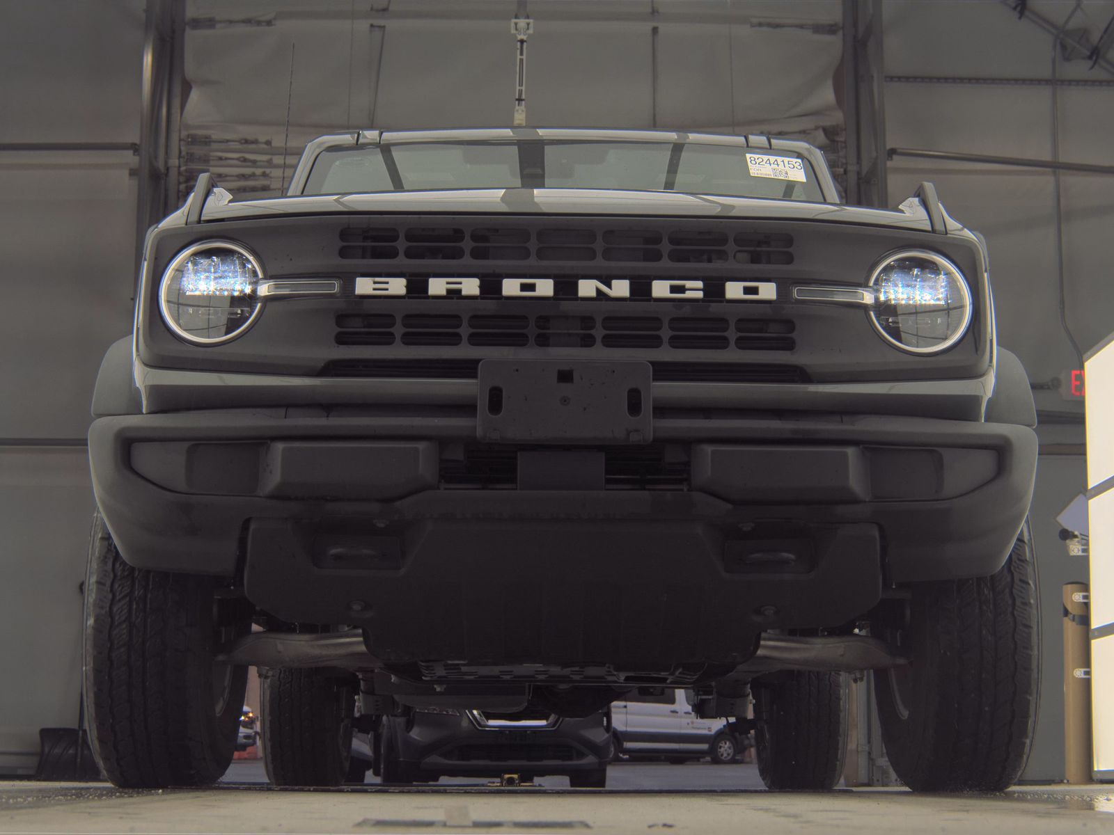 FORD BRONCO - 4