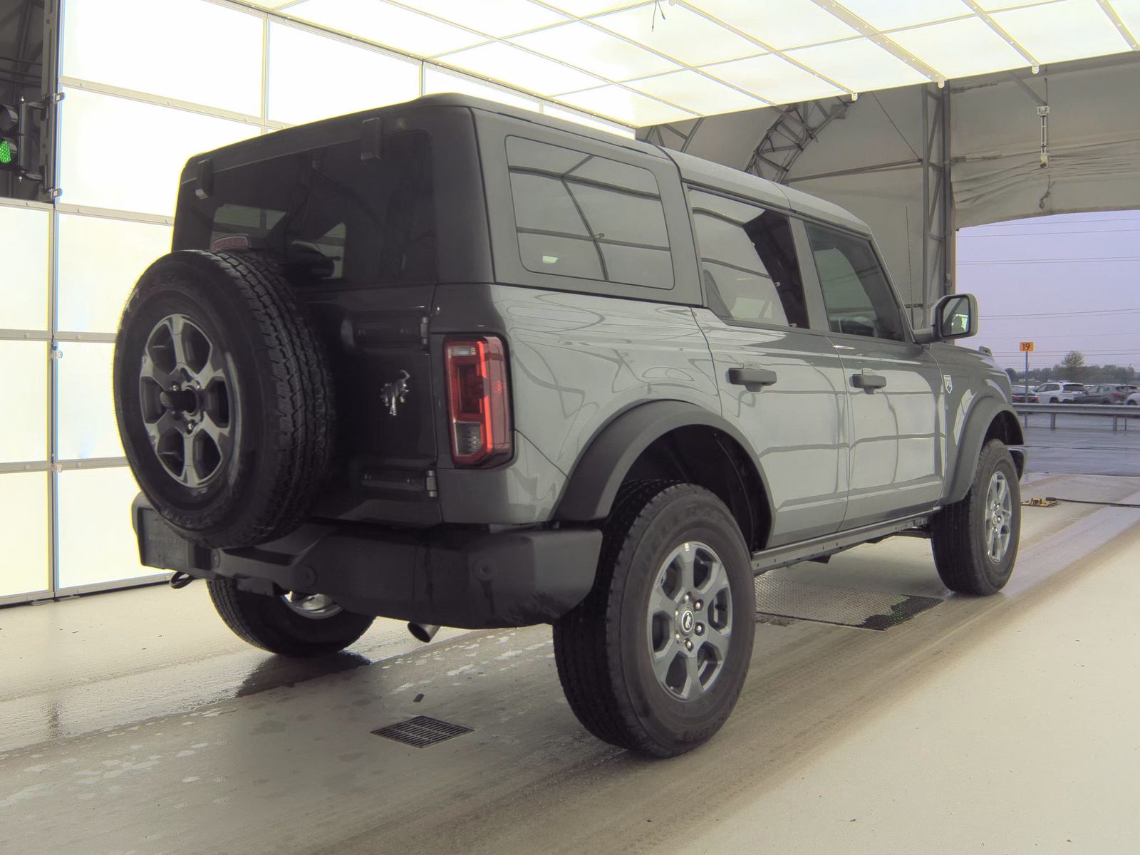 FORD BRONCO - 6