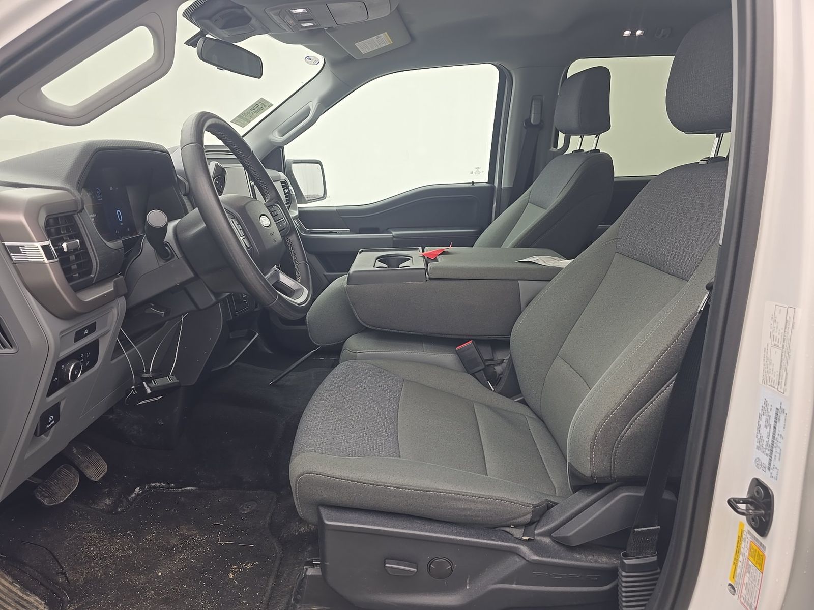 FORD F-150 - 8