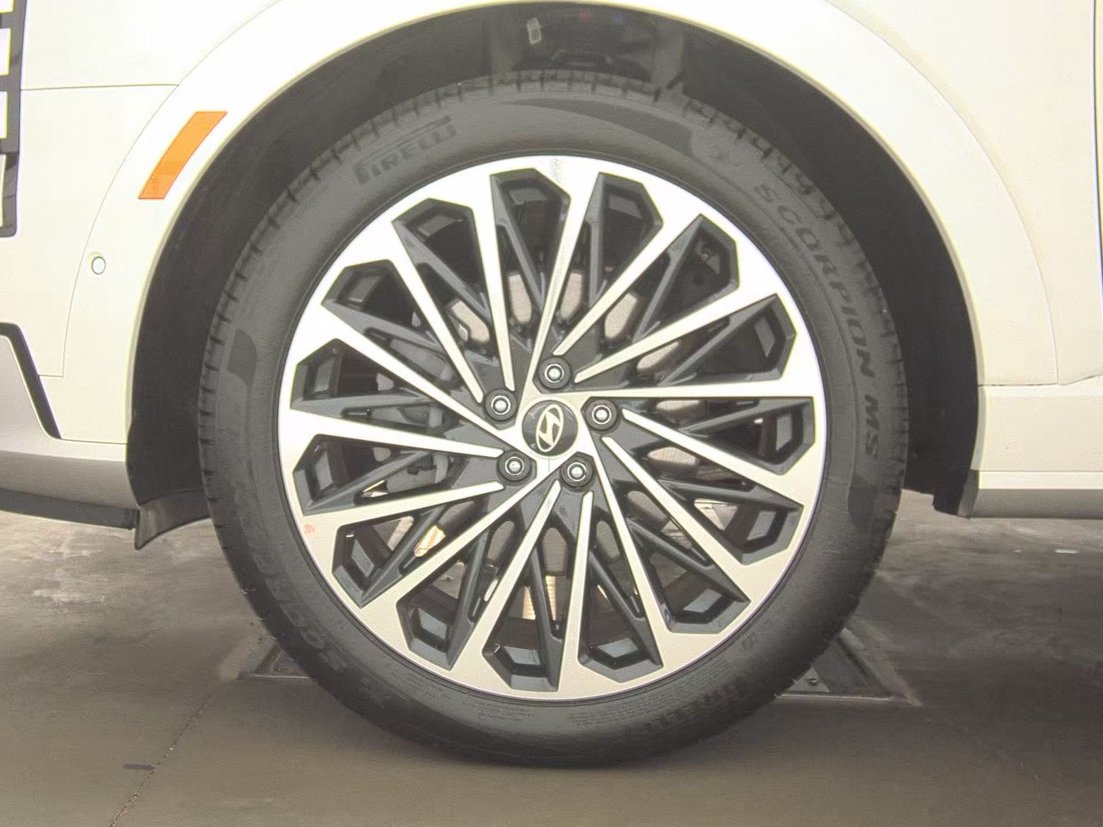 HYUNDAI PALISADE - 10