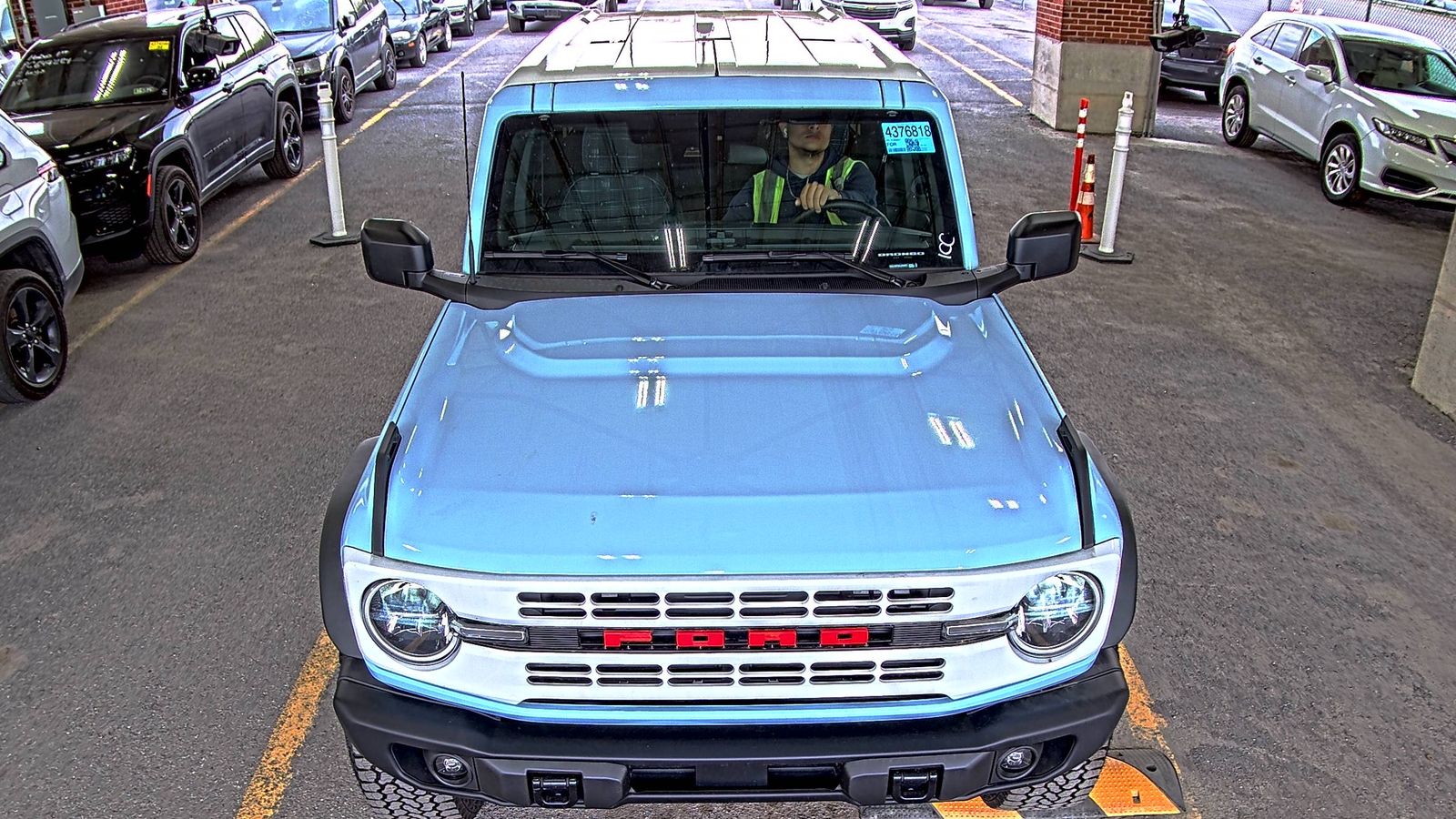 FORD BRONCO - 3