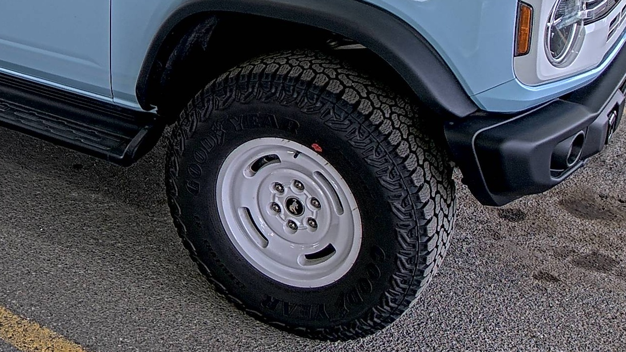 FORD BRONCO - 9