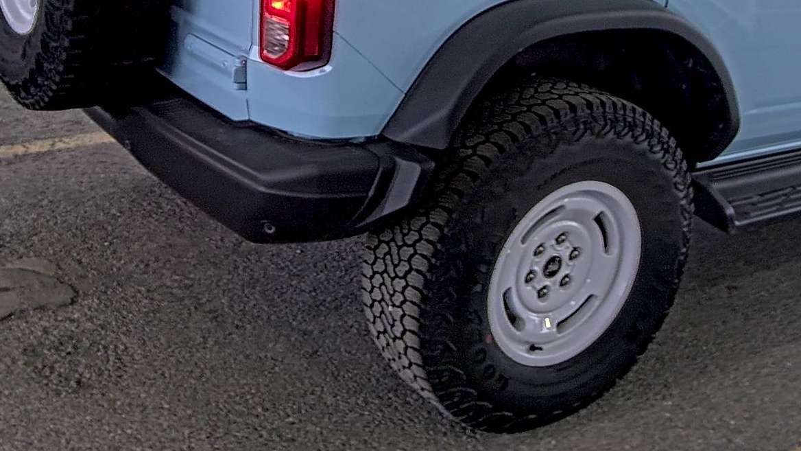 FORD BRONCO - 10