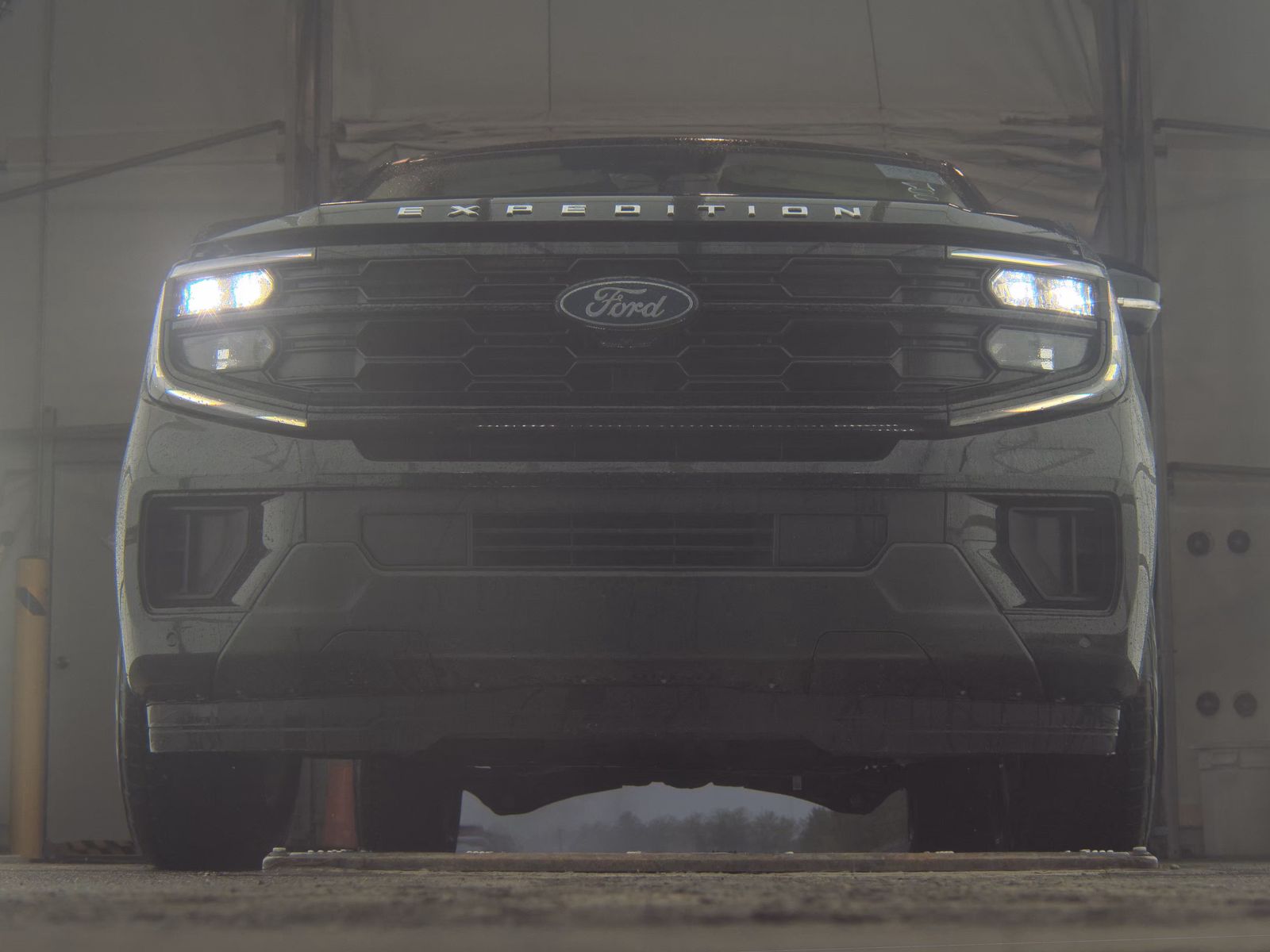FORD EXPEDITION MAX - 4