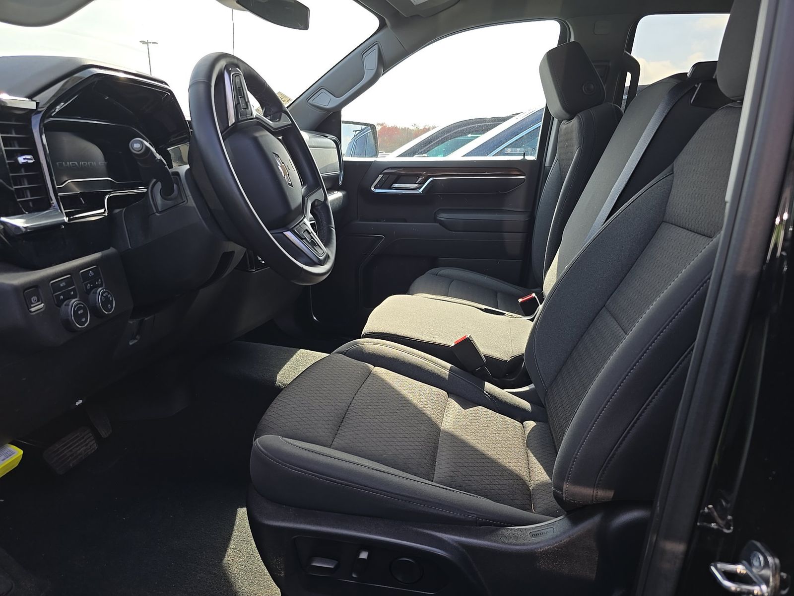 2023 Chevrolet Silverado 1500 LT AWD