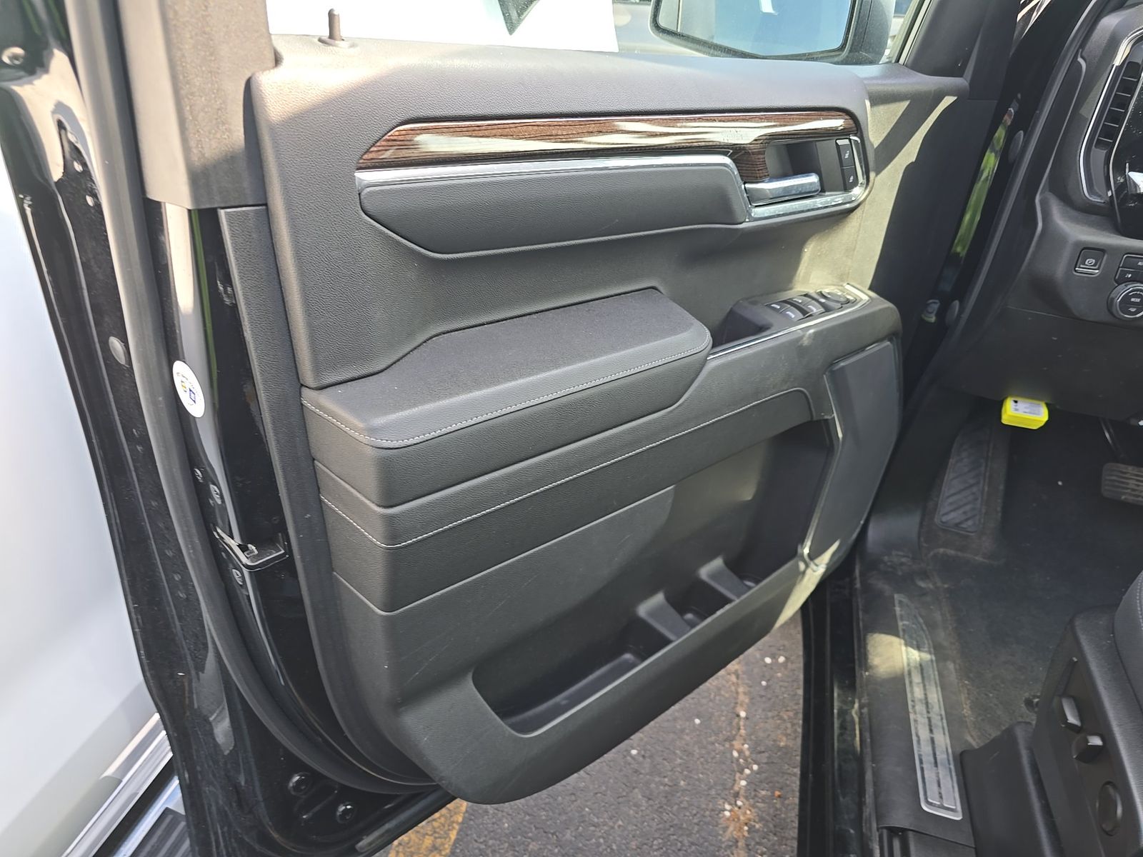 2023 Chevrolet Silverado 1500 LT AWD