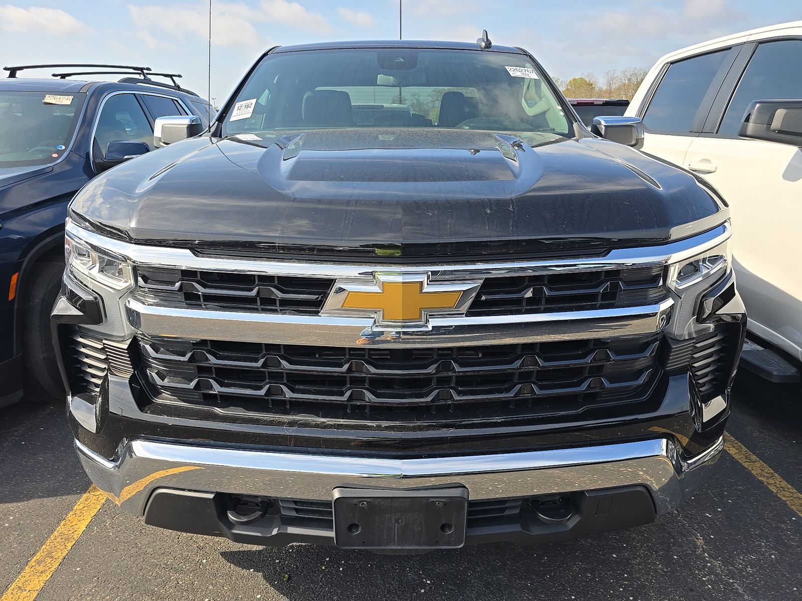 2023 Chevrolet Silverado 1500 LT AWD