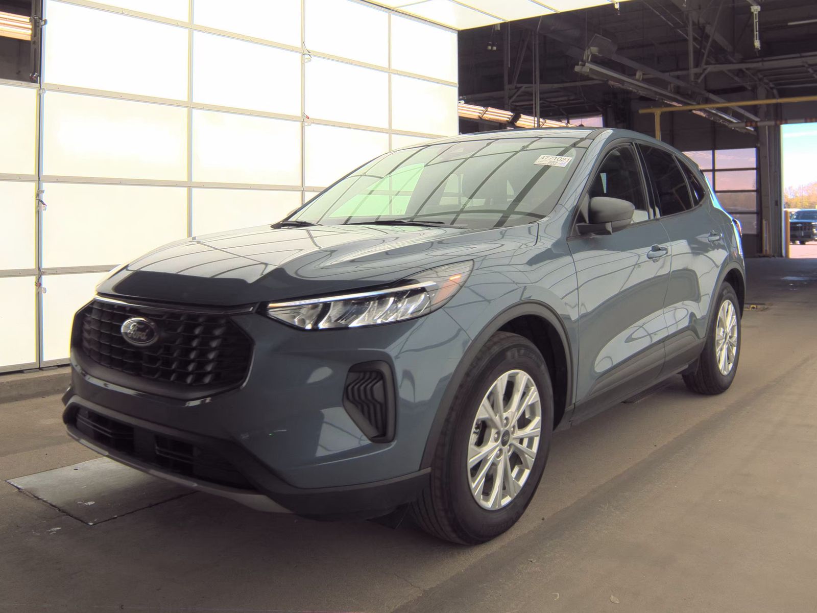 FORD ESCAPE - 1