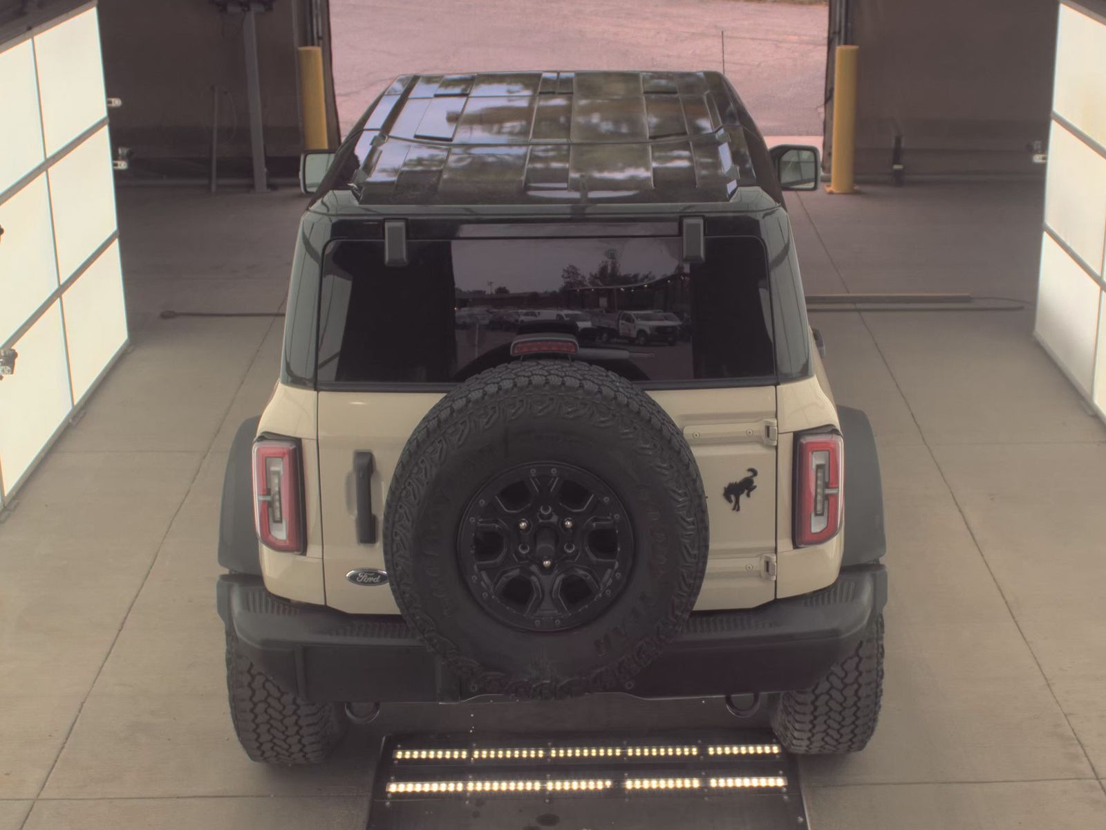 FORD BRONCO - 7