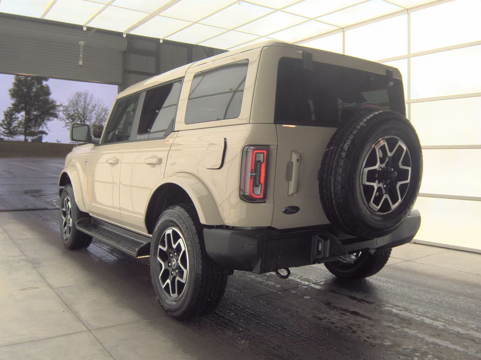 FORD BRONCO - 9