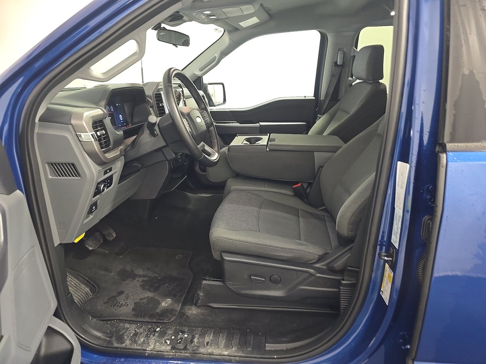 FORD F-150 - 8
