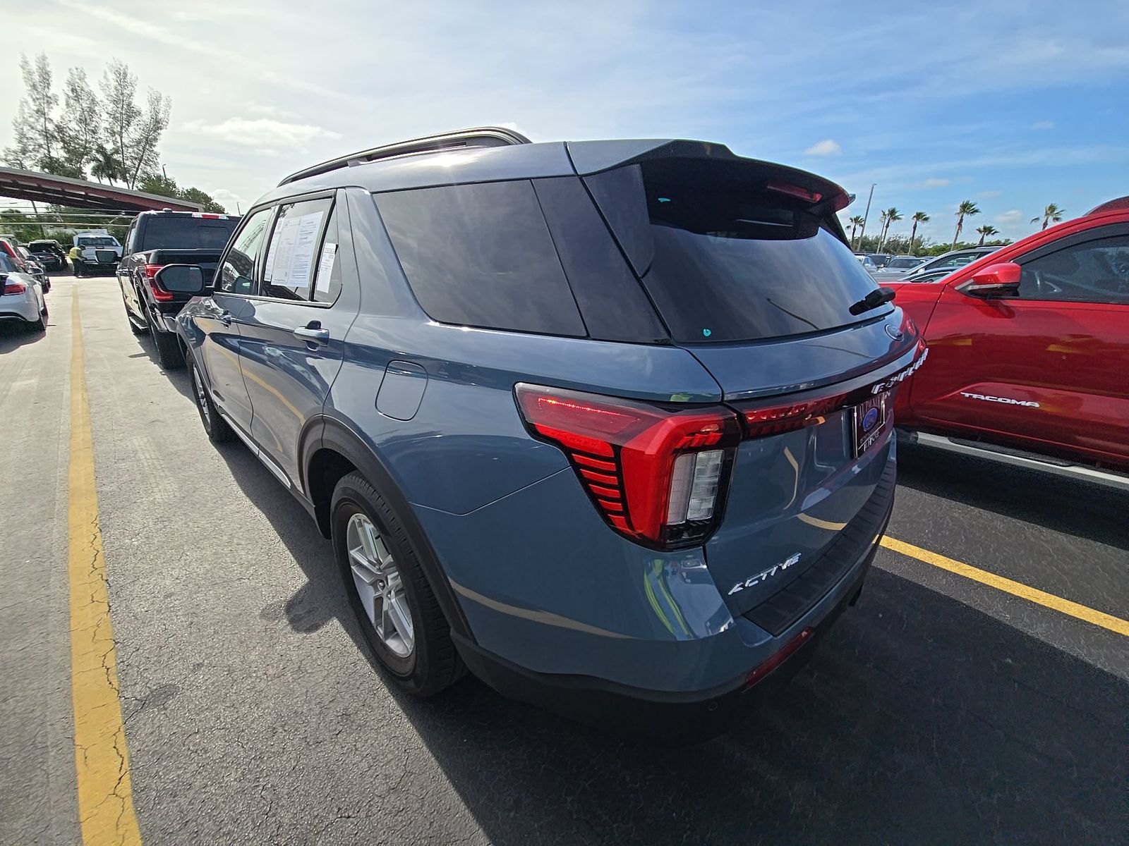 FORD EXPLORER - 9