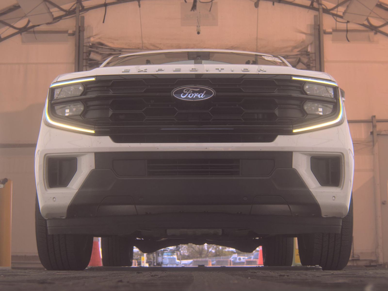 FORD EXPEDITION MAX - 4