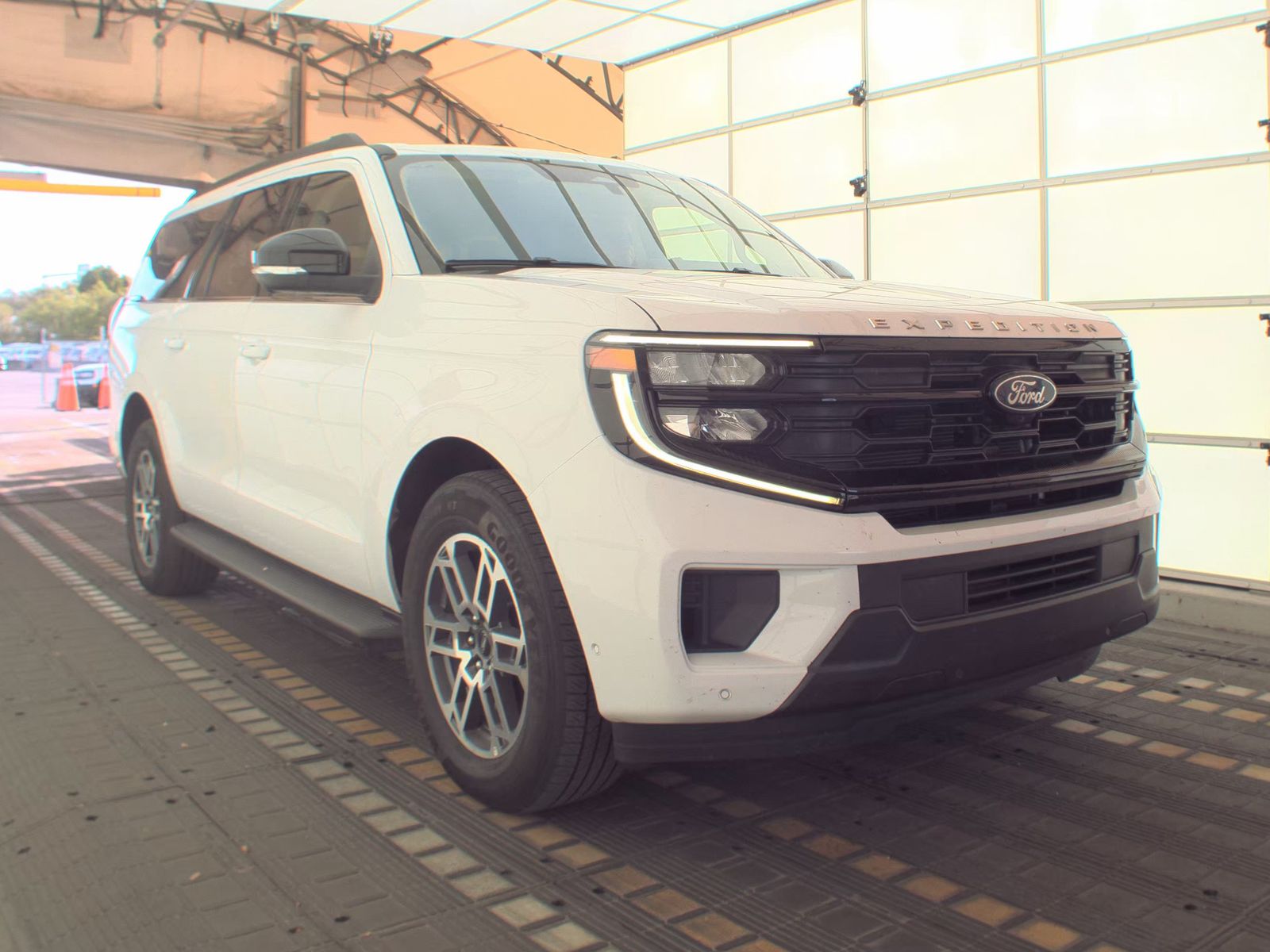 FORD EXPEDITION MAX - 5