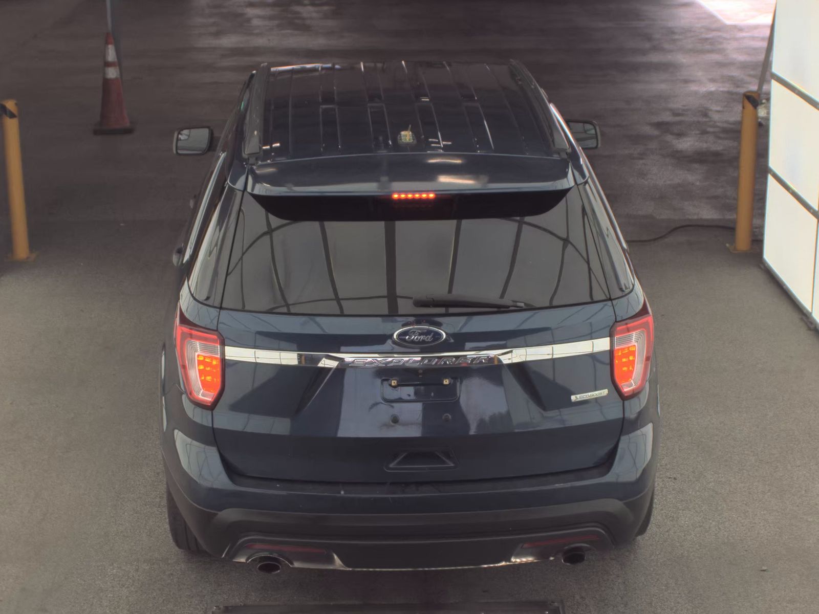 FORD EXPLORER - 7