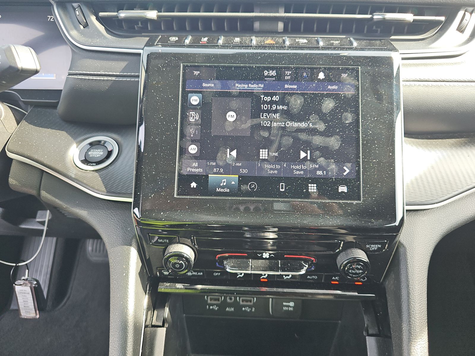 2023 Jeep Grand Cherokee Laredo RWD