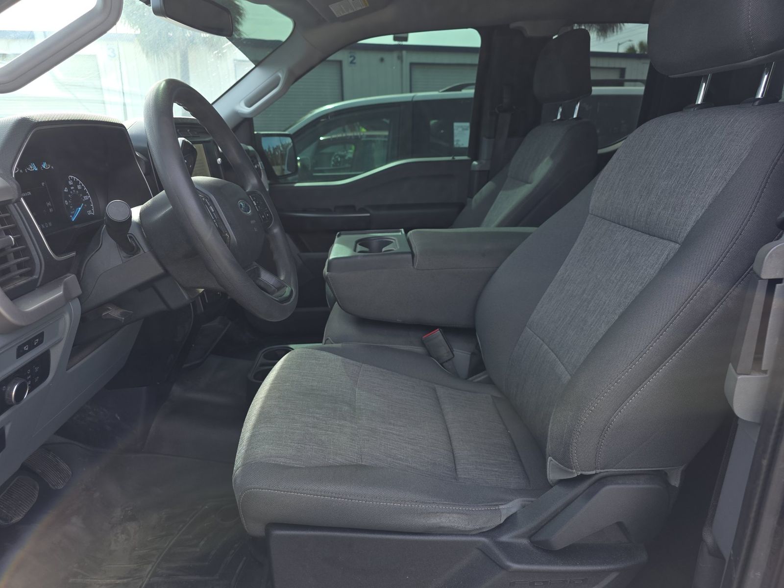 FORD F-150 - 8