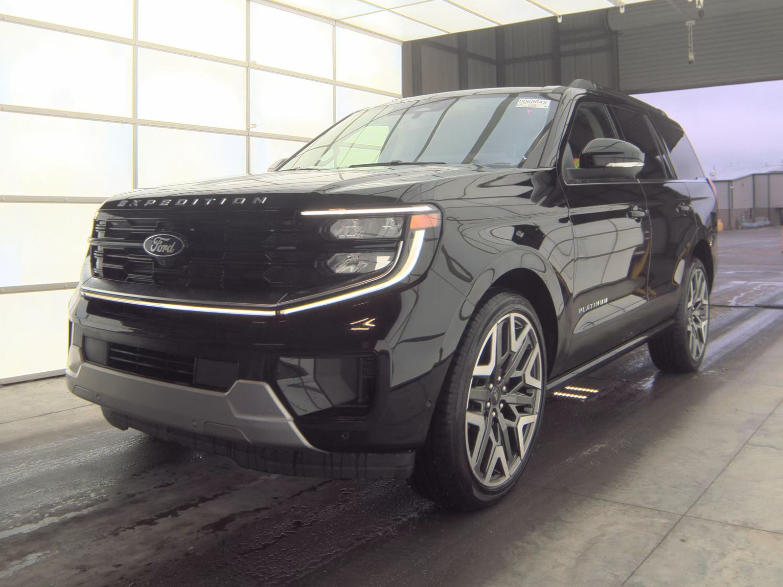 FORD EXPEDITION - 1