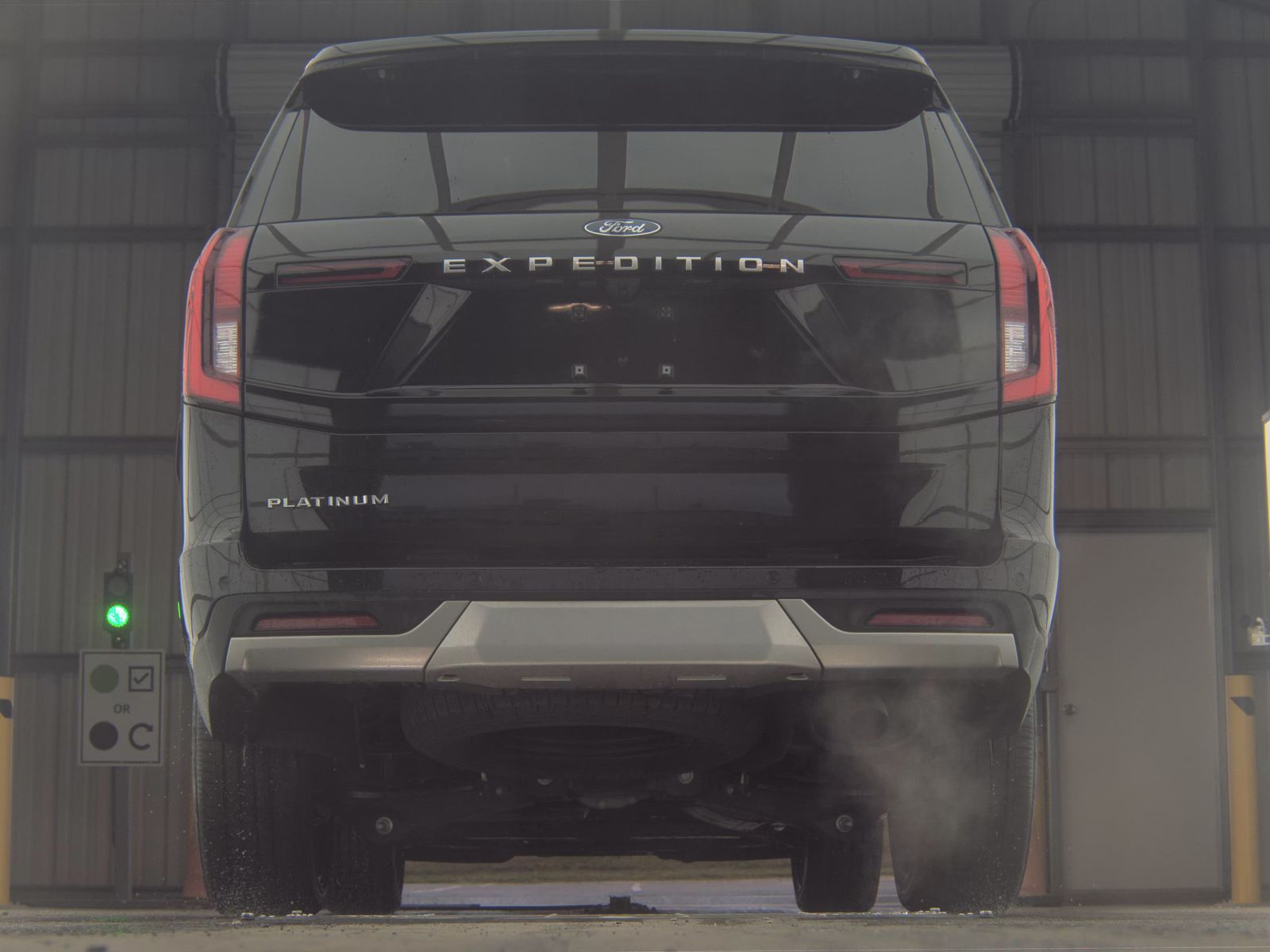 FORD EXPEDITION - 8