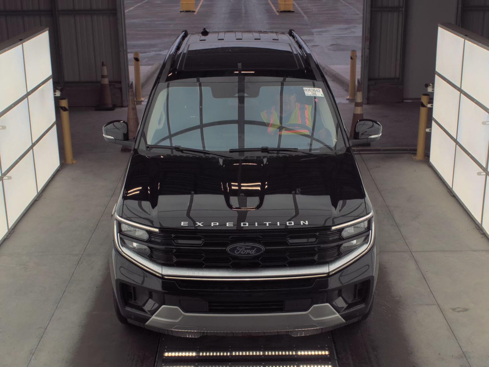 FORD EXPEDITION - 3