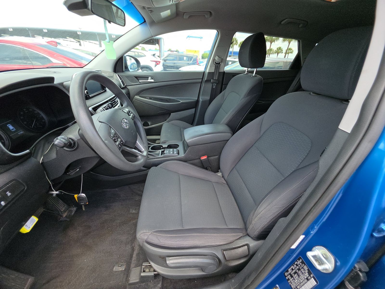 HYUNDAI TUCSON - 8