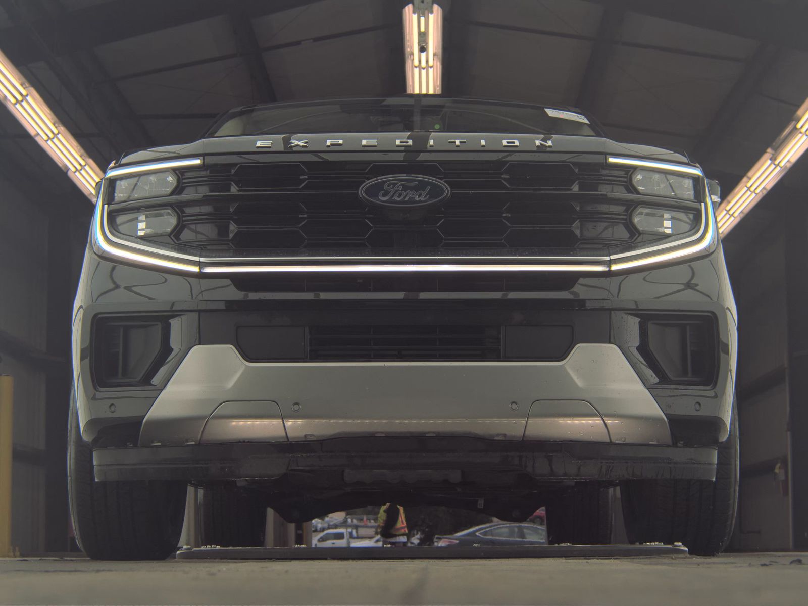 FORD EXPEDITION MAX - 4