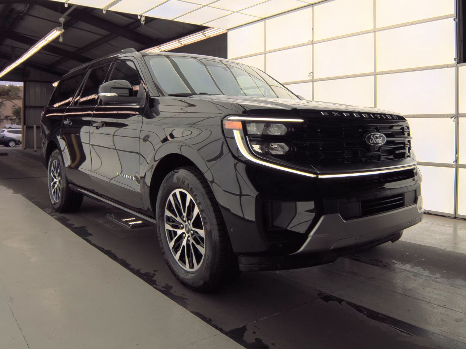 FORD EXPEDITION MAX - 5