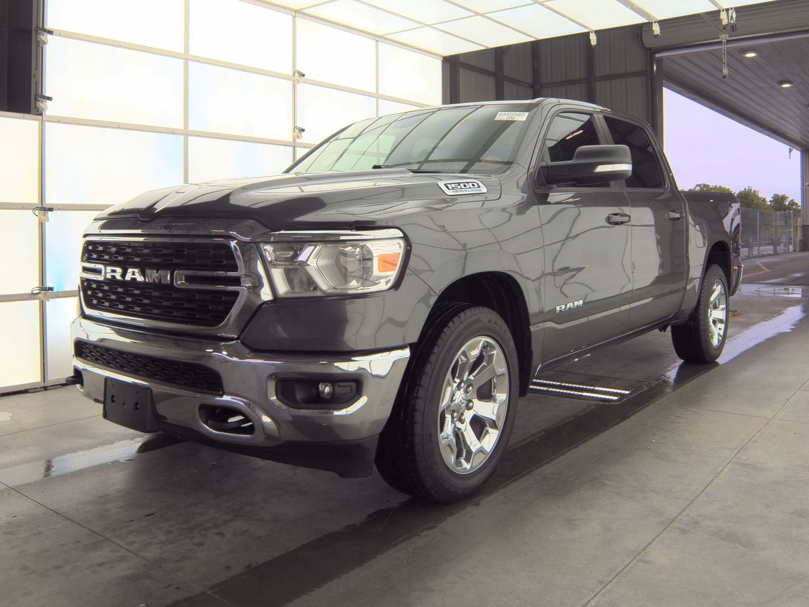 2022 RAM 1500 Big Horn/Lone Star 4x4 Crew Cab 5'7's photo