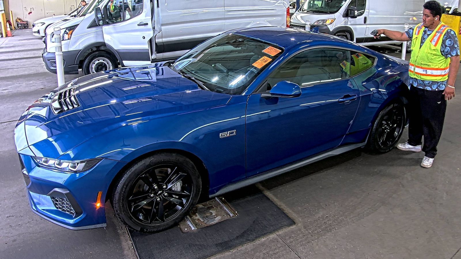 FORD MUSTANG - 1