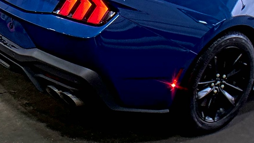 FORD MUSTANG - 10