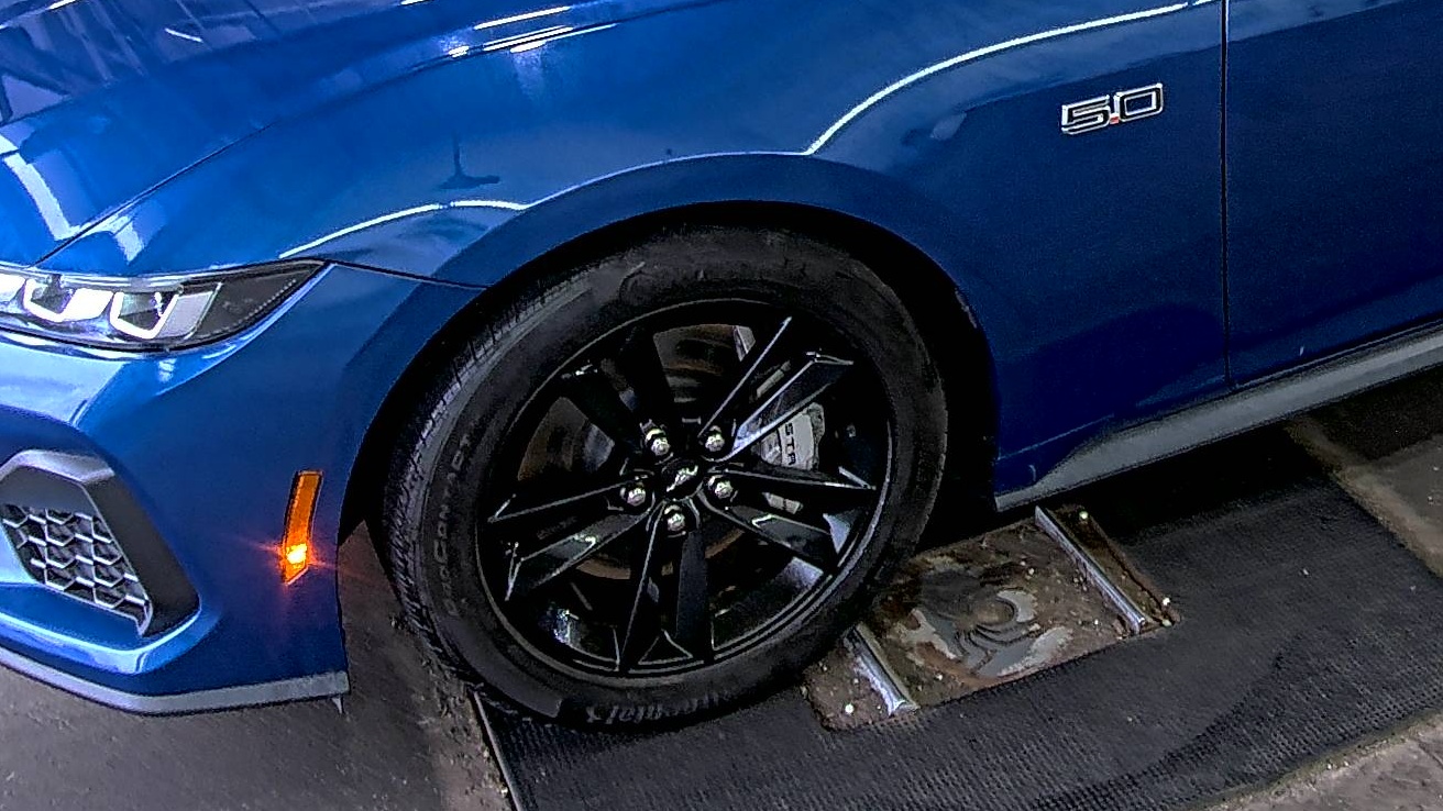 FORD MUSTANG - 8