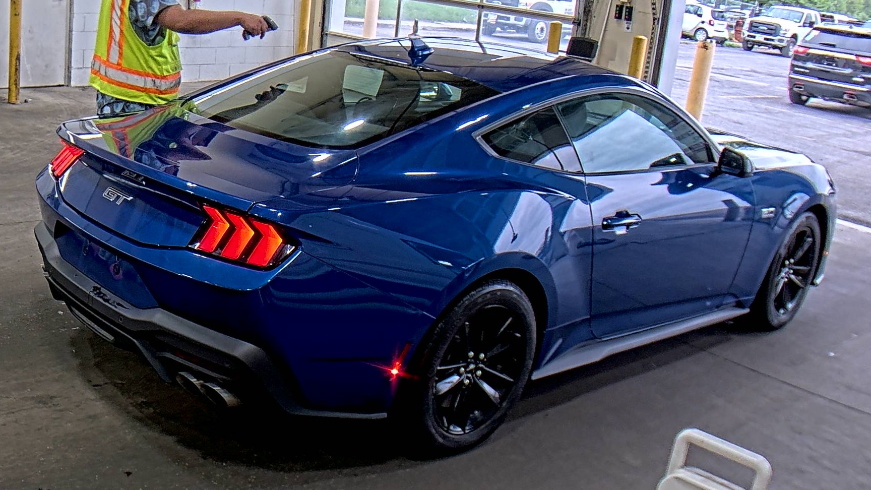FORD MUSTANG - 5