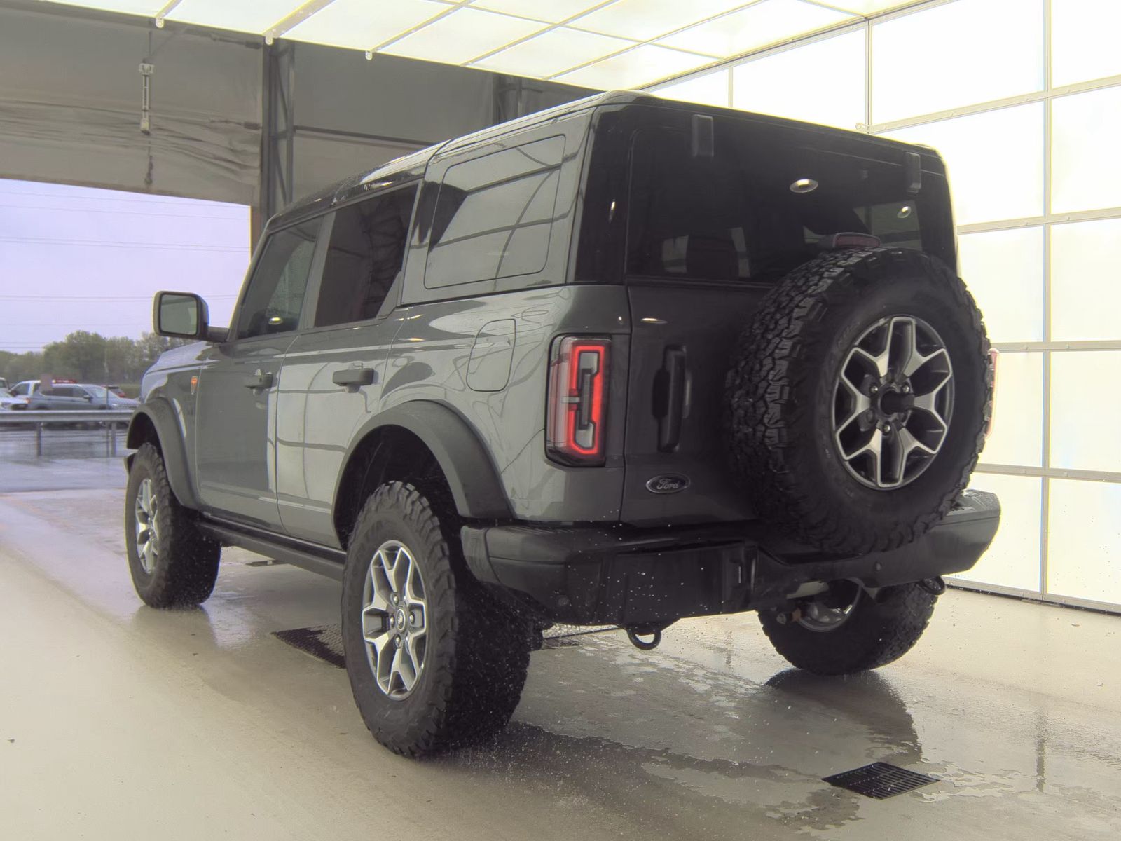 FORD BRONCO - 9
