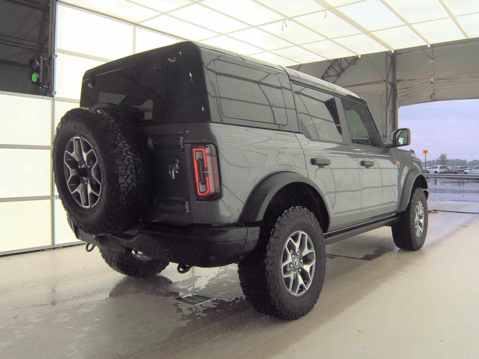 FORD BRONCO - 6